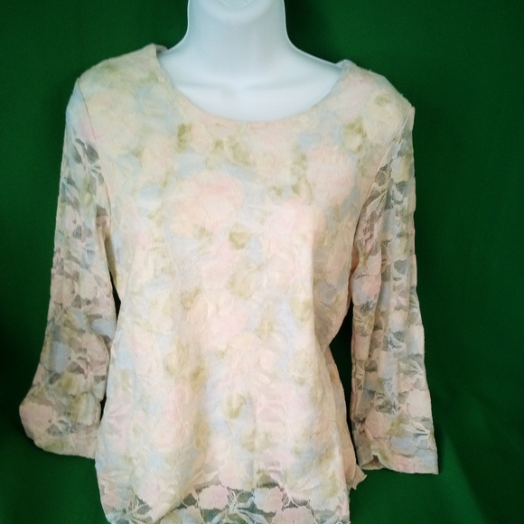 Coldwater Creek, sz s lace floral blouse - Picture 2 of 9